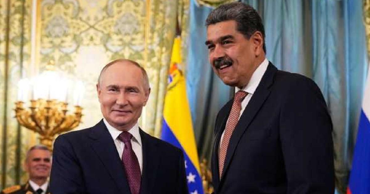 Maduro pidioacute apoyo militar a Putin ante el despliegue de Estados Unidos en el Caribe