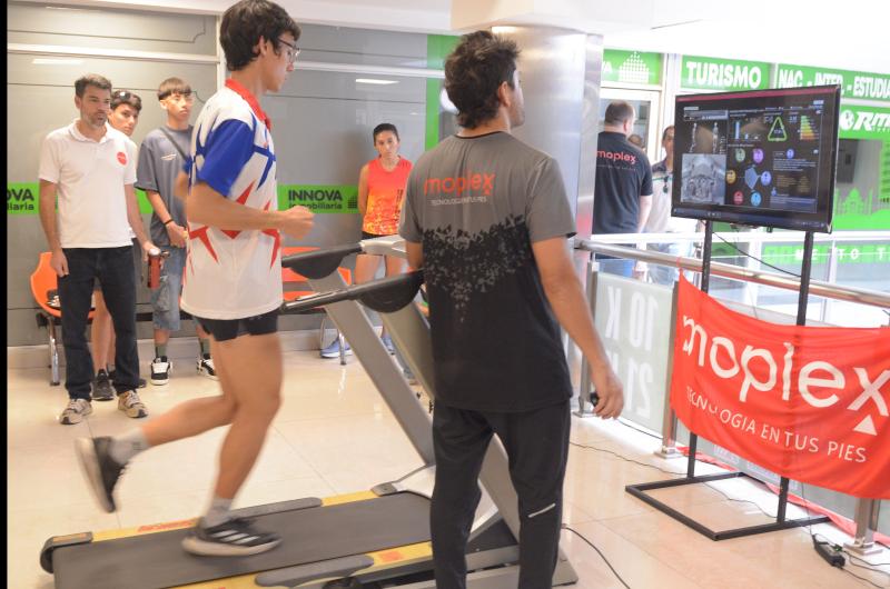 Mantildeana habraacute estudios gratuitos de la pisada y la marcha en Plaza Mayor