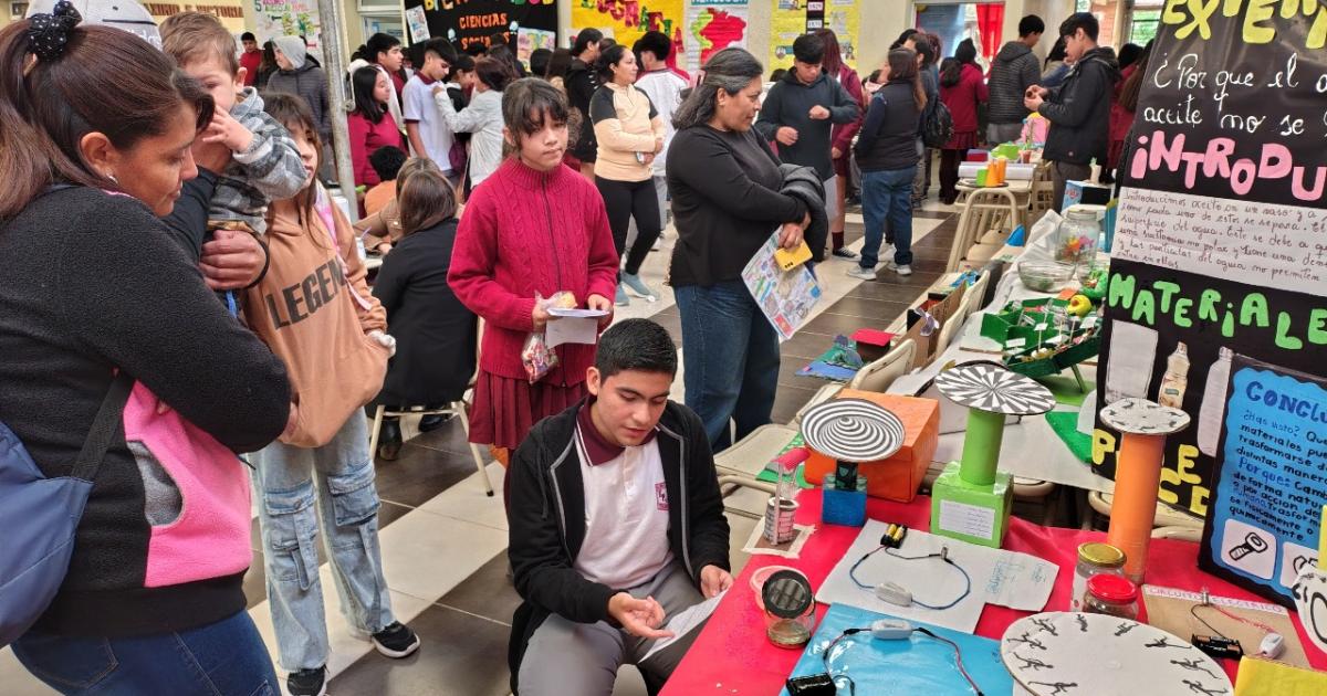 Muestra pedagoacutegica en la Escuela Piloto Nordm 1 Maximio S Victoria