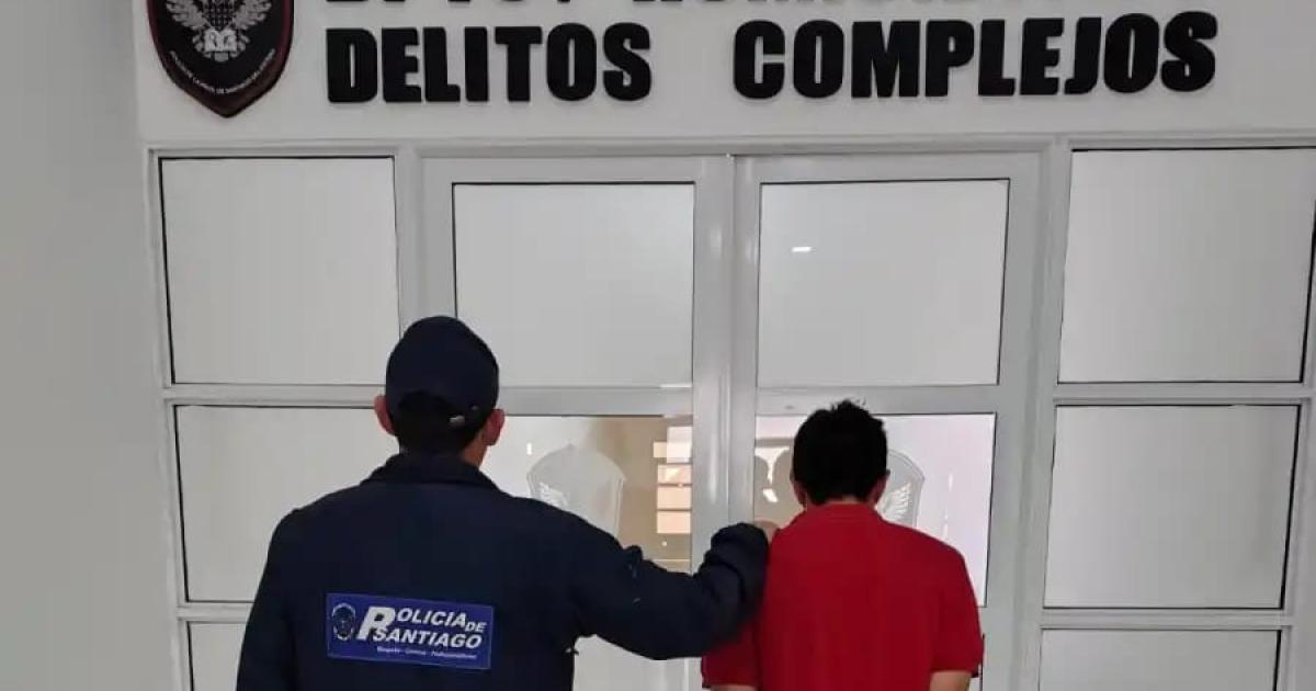 Tucumano proacutefugo 11 antildeos por un crimen cayoacute en Santiago