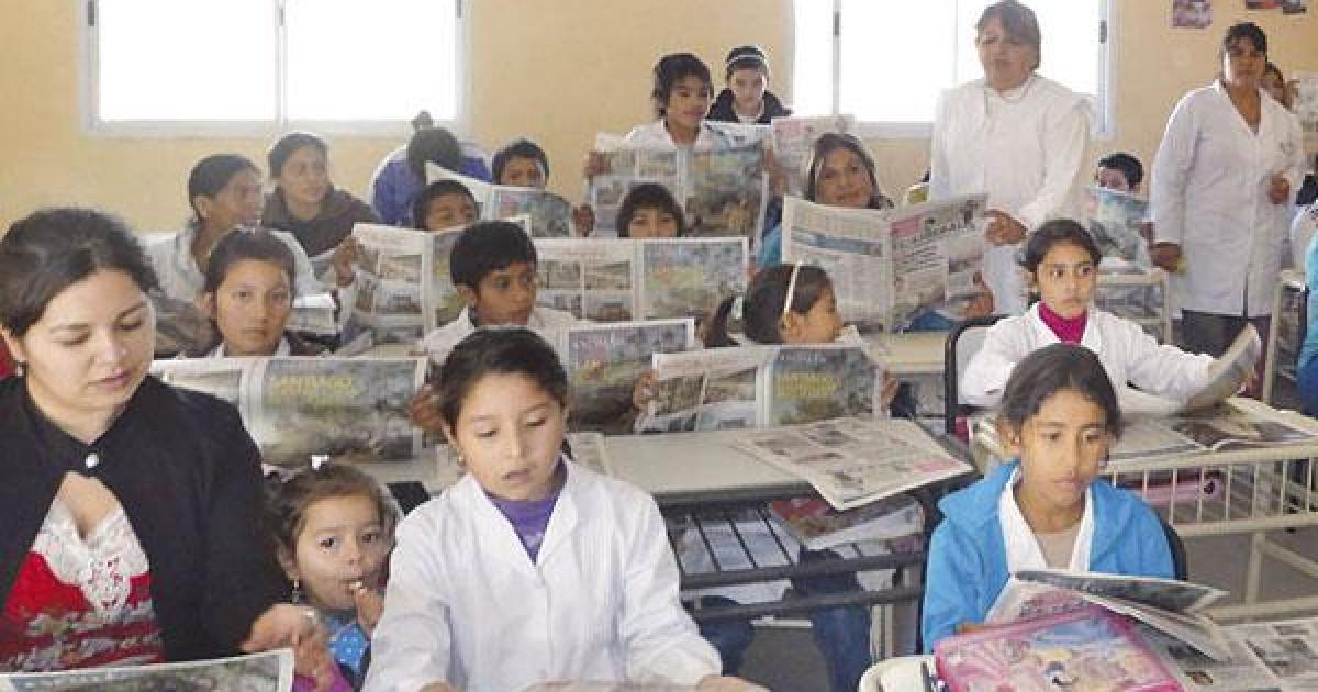 EL LIBERAL se mete en las escuelas desde siempre