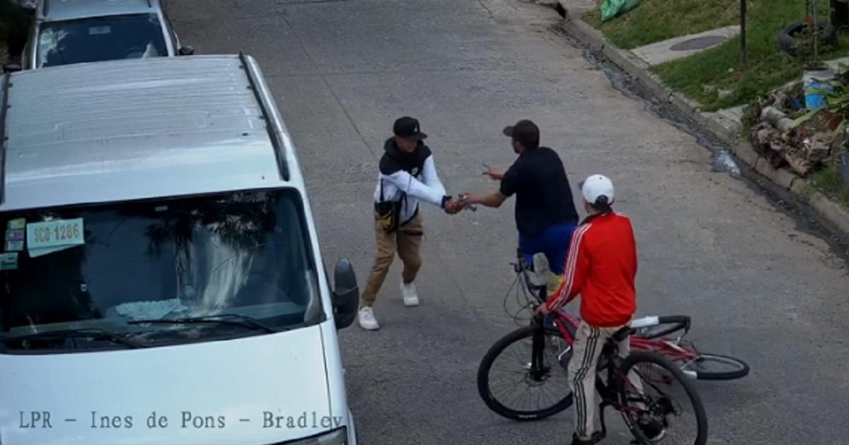 Detienen al joven acusado de matar a su amigo tras una discusioacuten en la calle