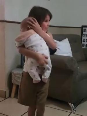 La hermana mayor entendioacute todo