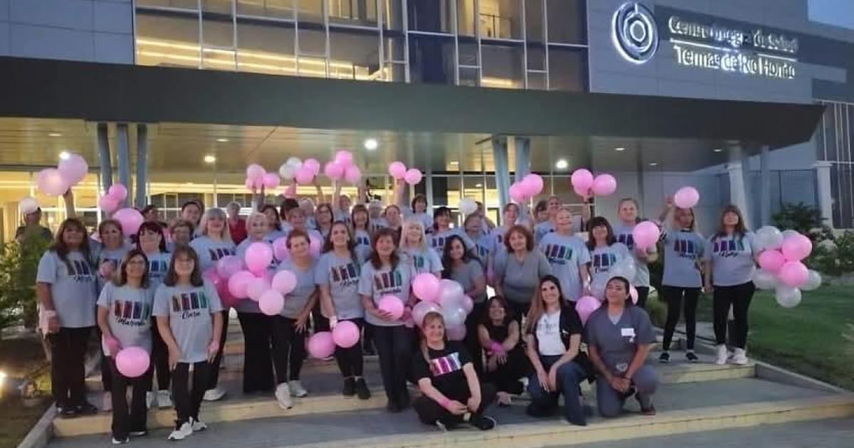 Cierre del Mes Rosa en el Centro Integral de Salud Termas de Riacuteo Hondo