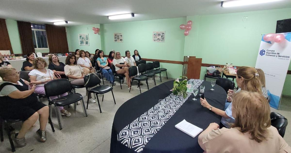 Mujeres Empresarias- charla sobre prevencioacuten de caacutencer de mama