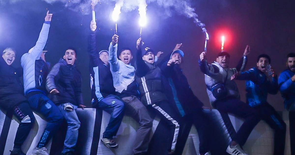 Racing jugaraacute 3 partidos de local a puerta cerradas