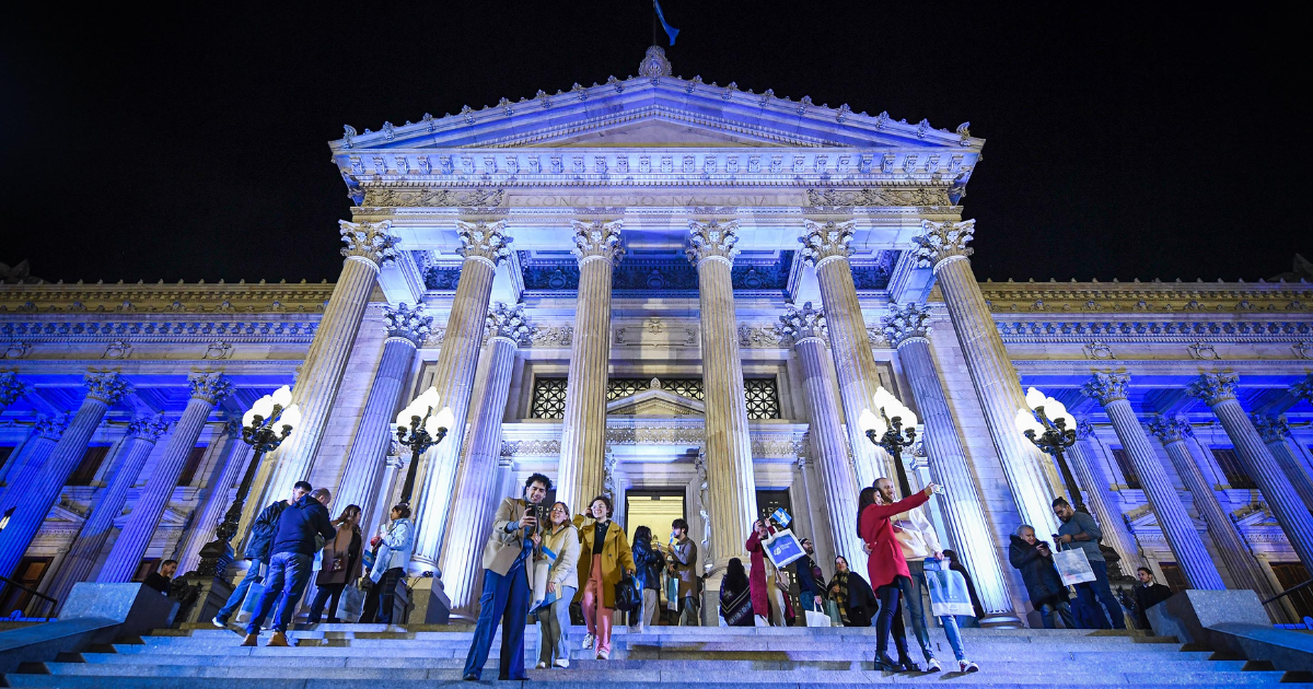 La cita es el sbado a partir de las 19 y hasta las 02 en el Congreso de la Nación (Avenida Rivadavia 1850) con entrada es libre y gratuita