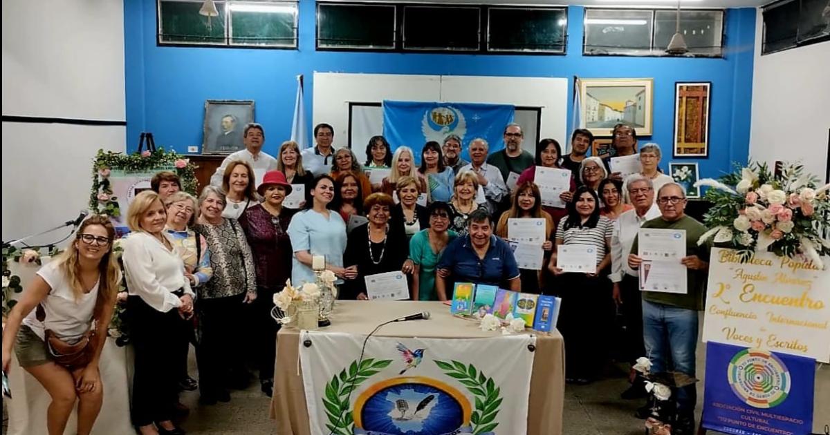 Hubo un encuentro para poetas escritores y artistas  de la provincia