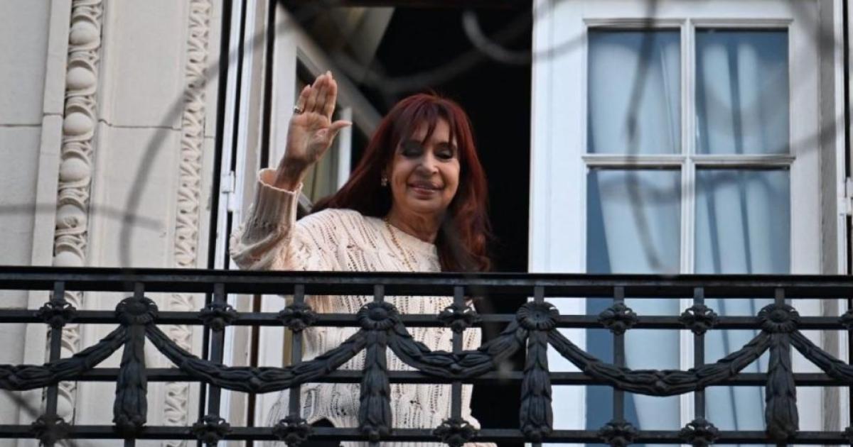 Causa Cuadernos- Cristina Kirchner vuelve al banquillo acusada de ser la jefa de una asociacioacuten iliacutecita