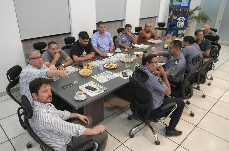 Fuerte respaldo de la Policiacutea de la provincia a la organizacioacuten del Maratoacuten