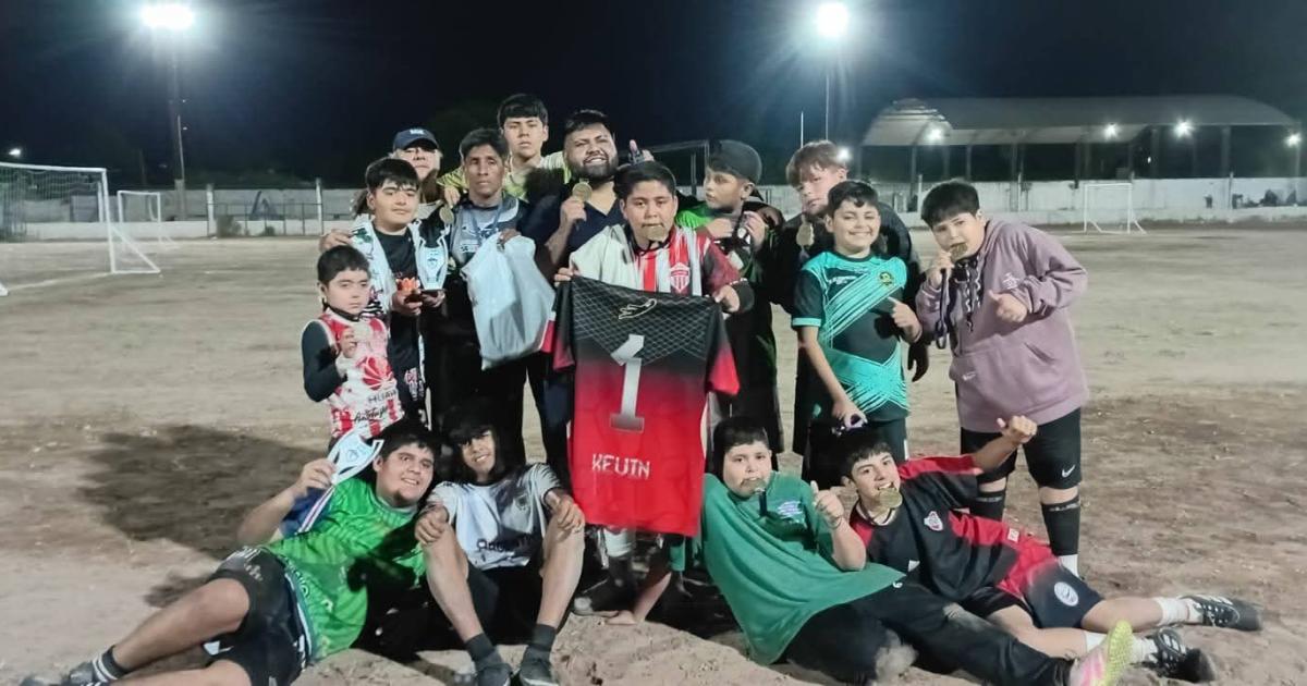 Destacada participacioacuten antildeatuyense en la batalla de arqueros en Monte Quemado