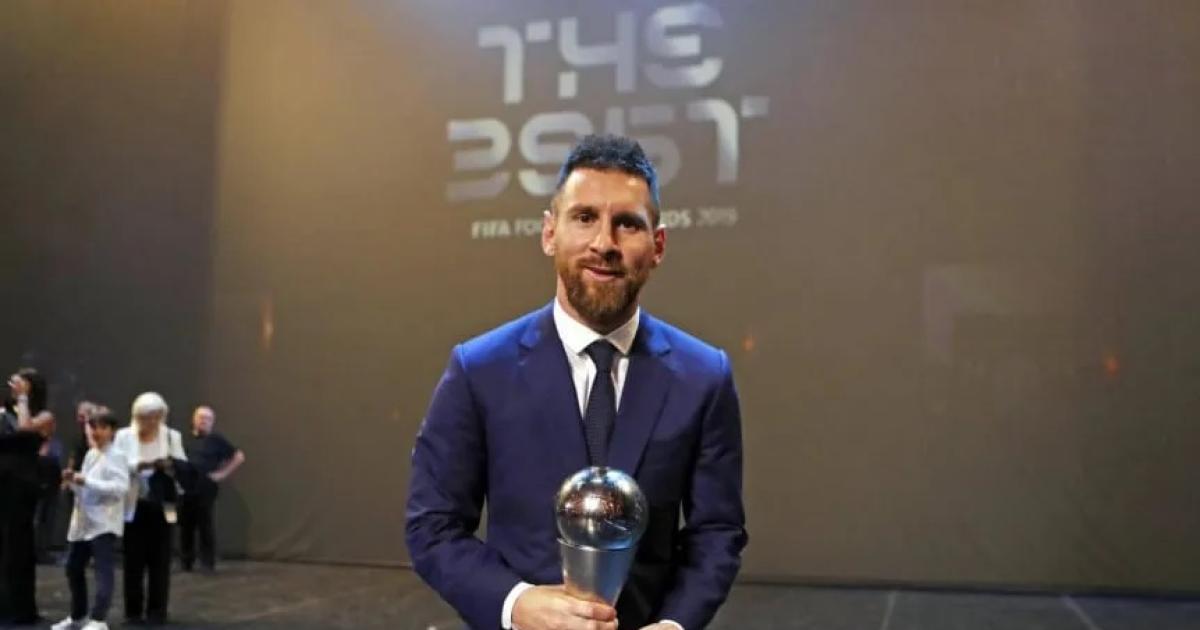 Messi Dibu Martiacutenez y otros argentinos entre los candidatos a los Premios The Best