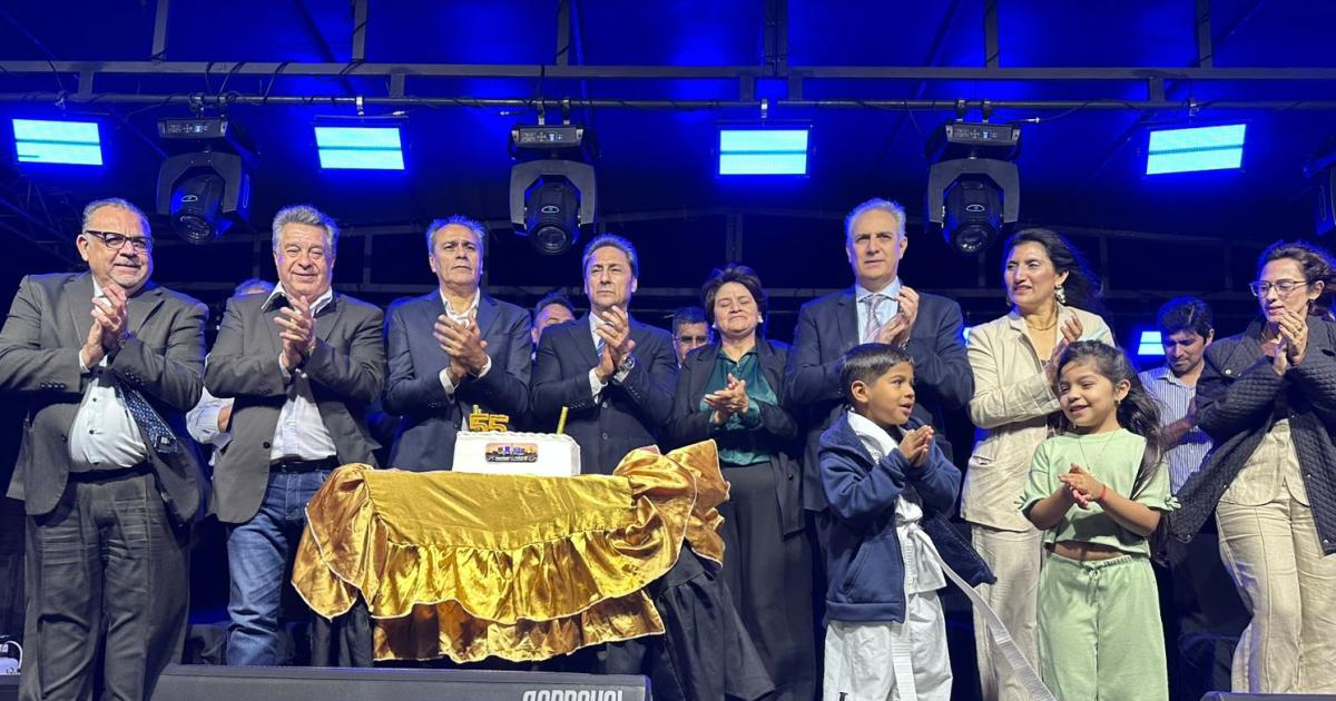 Colonia El Simbolar celebroacute 55 antildeos de historia con la presencia del vicegobernador Silva Neder