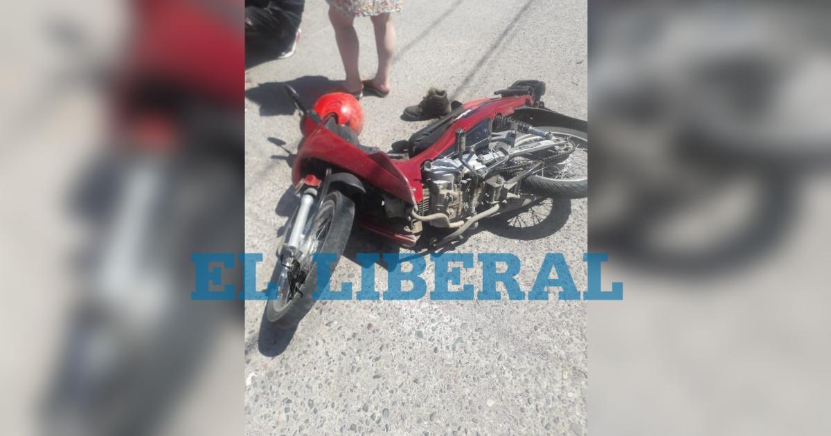 Motociclista se partioacute la cabeza por esquivar a un vehiacuteculo en contramano- fue trasladado al Regional