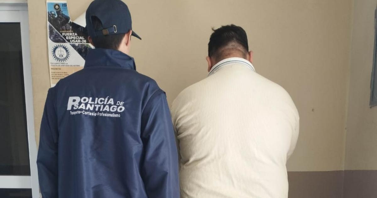 Cobroacute 22000000 por vender camioneta dantildeada- quedoacute preso