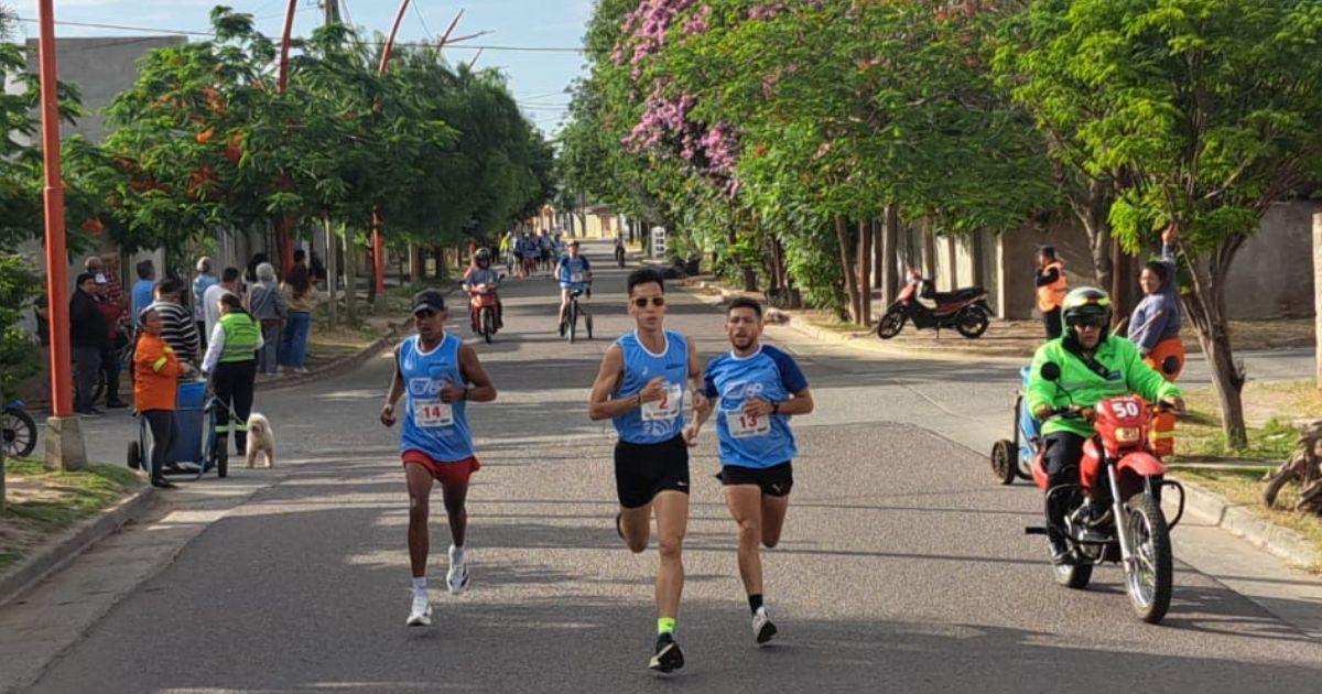 El atleta santiagueño fue el m�s r�pido en prueb de los 10k