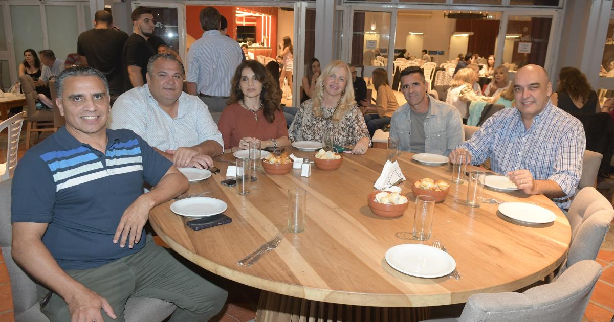 SANTIAGO LAWN TENNIS DE FESTEJO