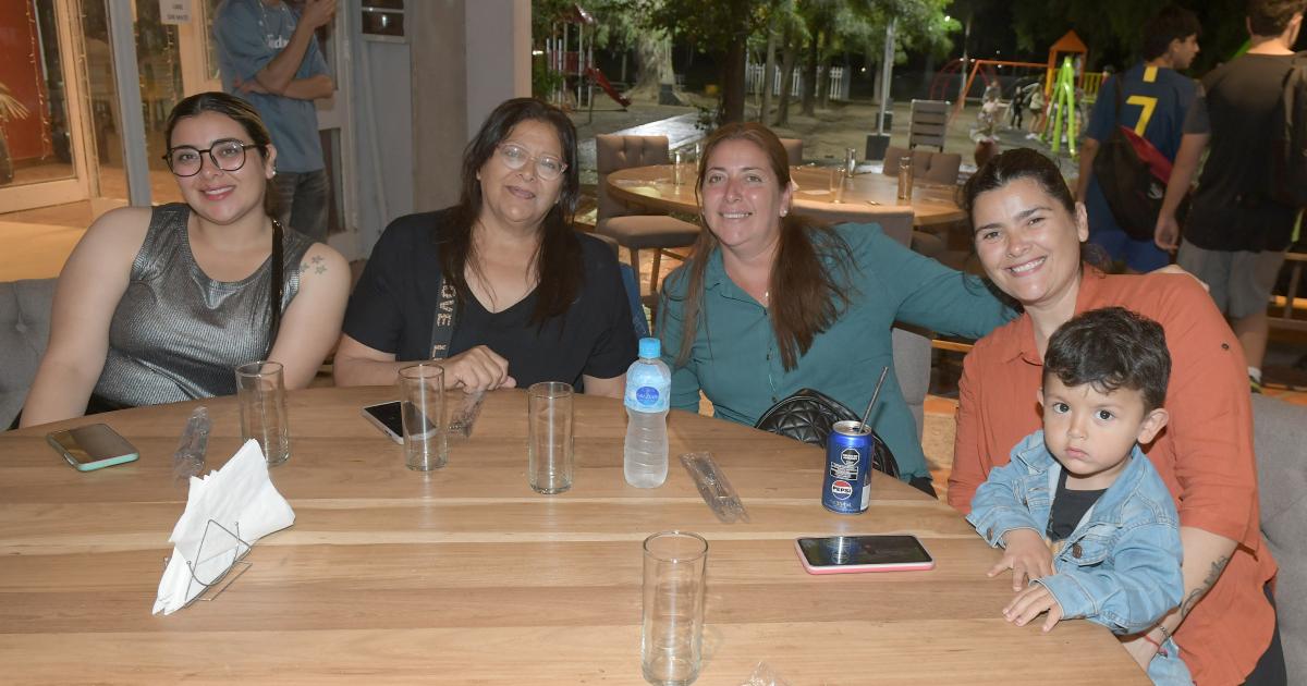 SANTIAGO LAWN TENNIS DE FESTEJO