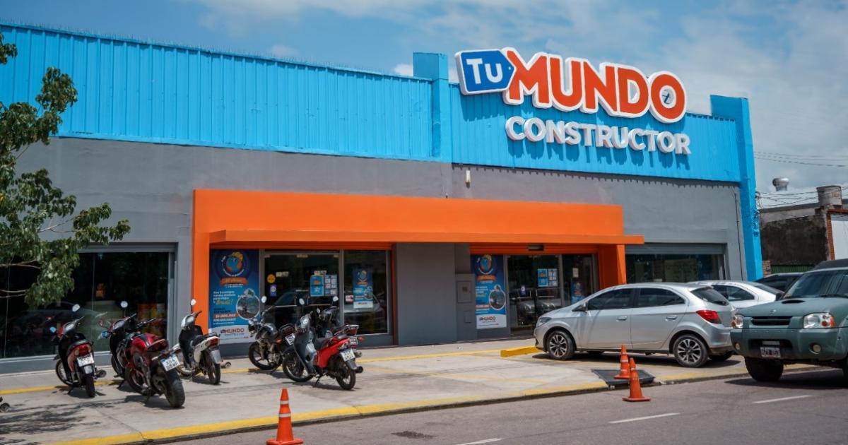 Primer aniversario de TU MUNDO Constructor- muchas ofertas financiacioacuten sorteos regalos y compromiso con las familias