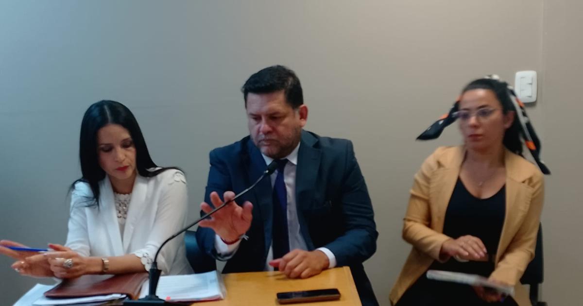 Denuncian a oftalmoacutelogo por desapoderar de su propiedad a una anciana en pleno centro de Capital