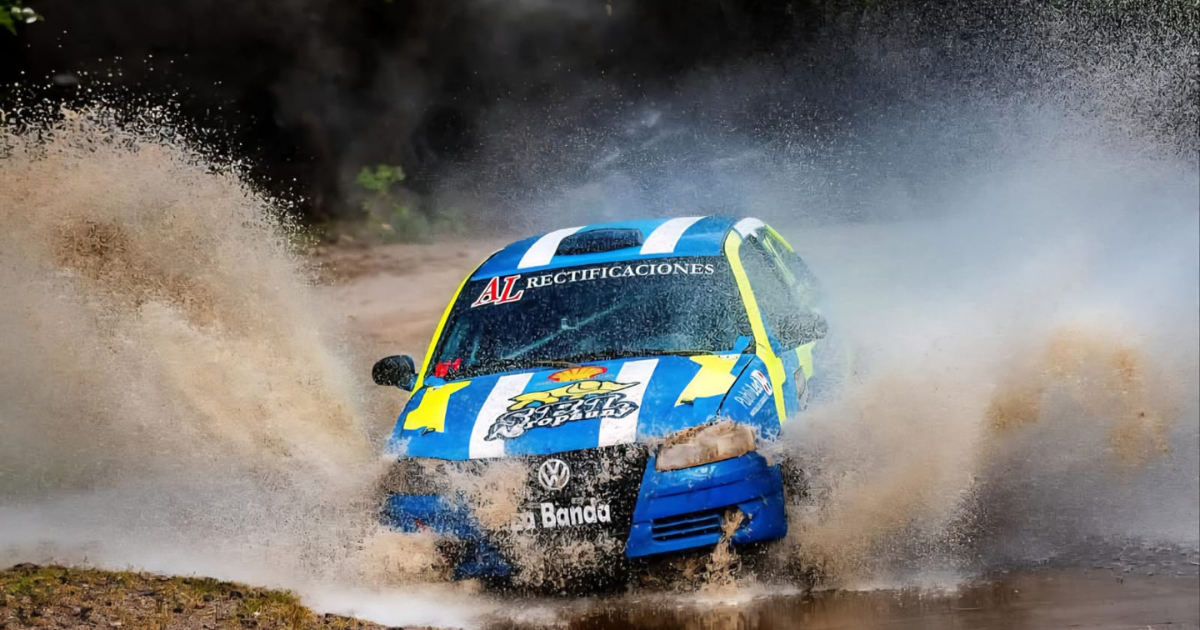 Los videos de la espectacular carrera se viralizaron en las redes sociales y fueron furor