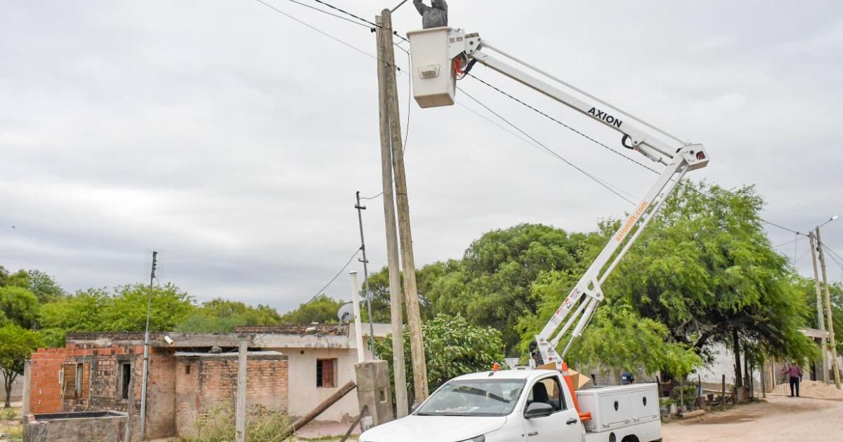 Realizaron tareas de mantenimiento del alumbrado en los barrios General Paz Borges y Campo Contreras