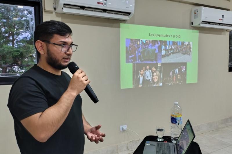 En Fernaacutendez se realizoacute un conversatorio sobre el cambio climaacutetico