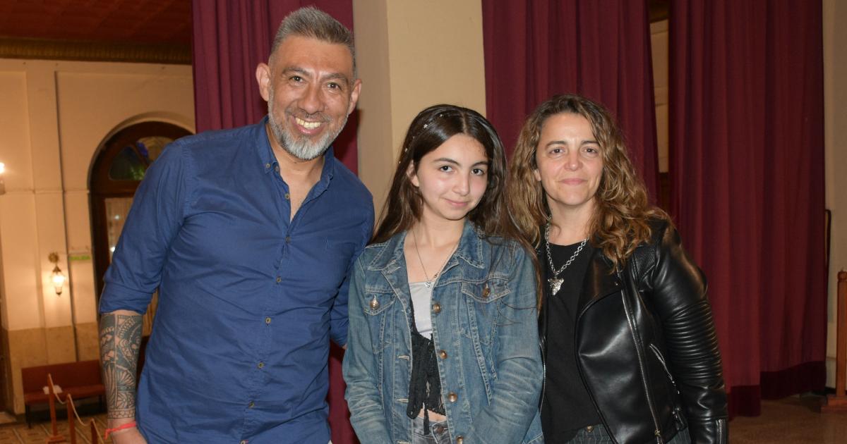 MASTER STROKE HIZO VIBRAR EL 25 DE MAYO