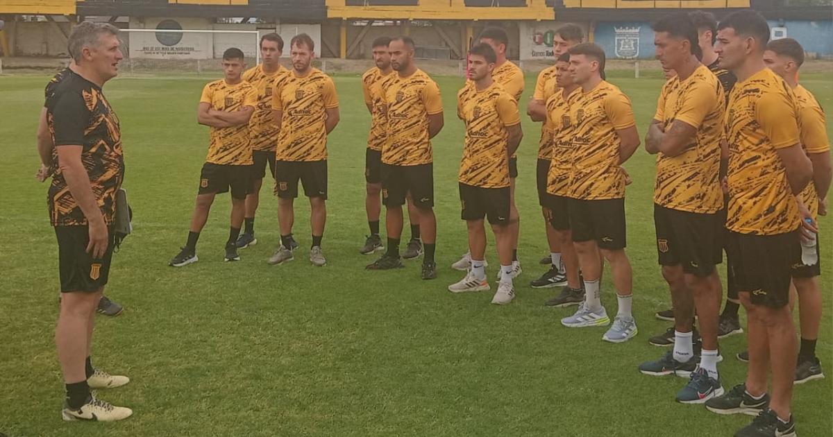 Carlos Mayor- Queremos armar un equipo competitivo