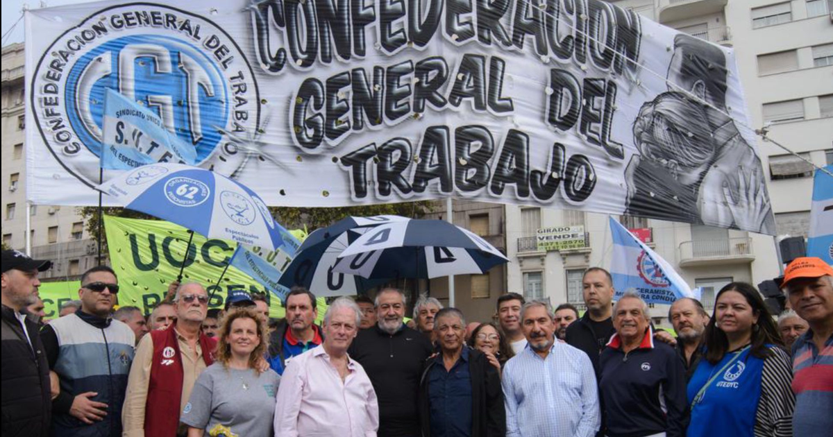 Reforma laboral- el Gobierno analiza convocar a la CGT para negociar antes de enviar el proyecto al Congreso