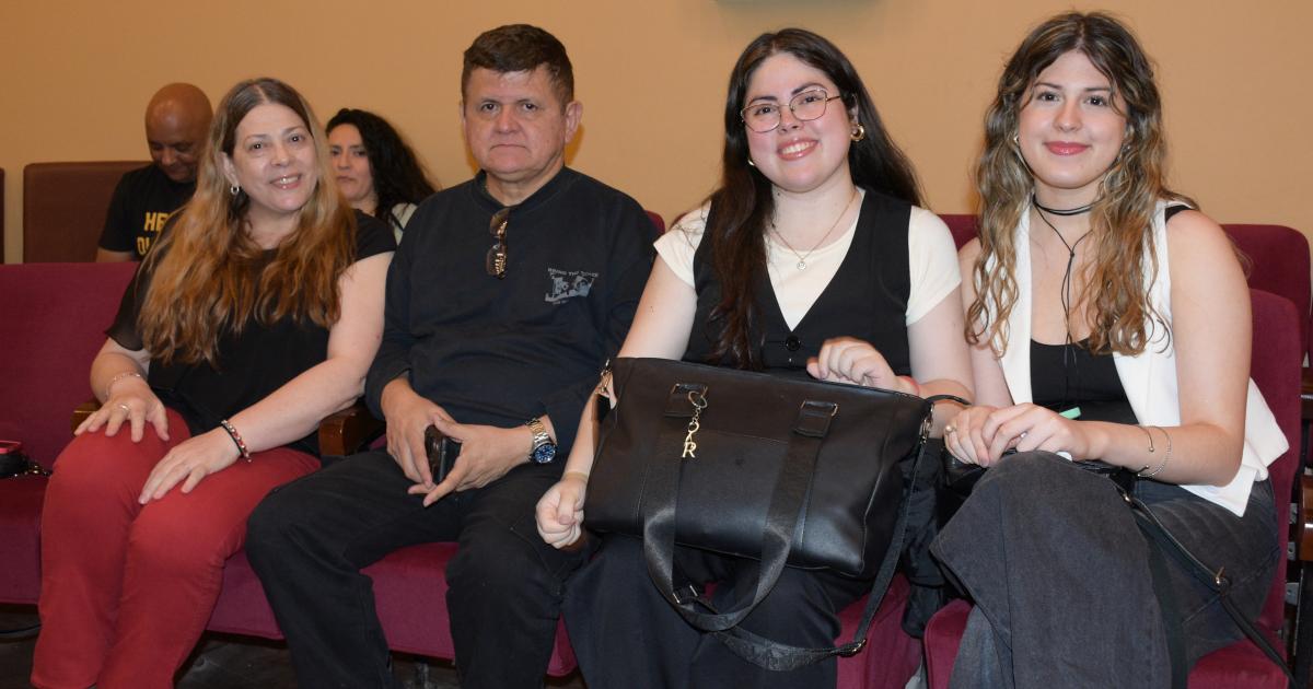 MASTER STROKE HIZO VIBRAR EL 25 DE MAYO