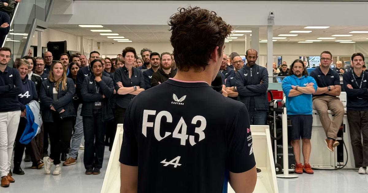 Colapinto sorprendioacute a Alpine con un emotivo gesto hacia los mecaacutenicos