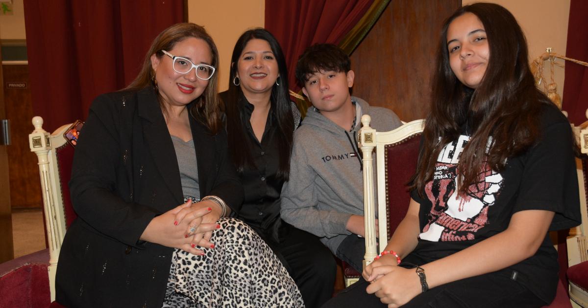 MASTER STROKE HIZO VIBRAR EL 25 DE MAYO