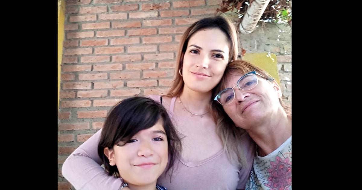 JORNADA INTENSA- Carla murió en esta capital y dejó dos niñas huérfanas Su familia estalló en llanto al develarse el fallo La Fiscalía con la coordinación de Mariela Bitar de Papa y querella bregaron por la perpetua