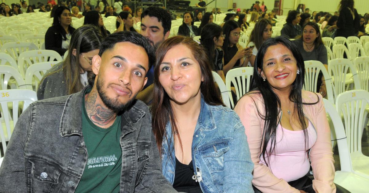 ABEL PINTOS DELEITOacute A LOS SANTIAGUENtildeOS