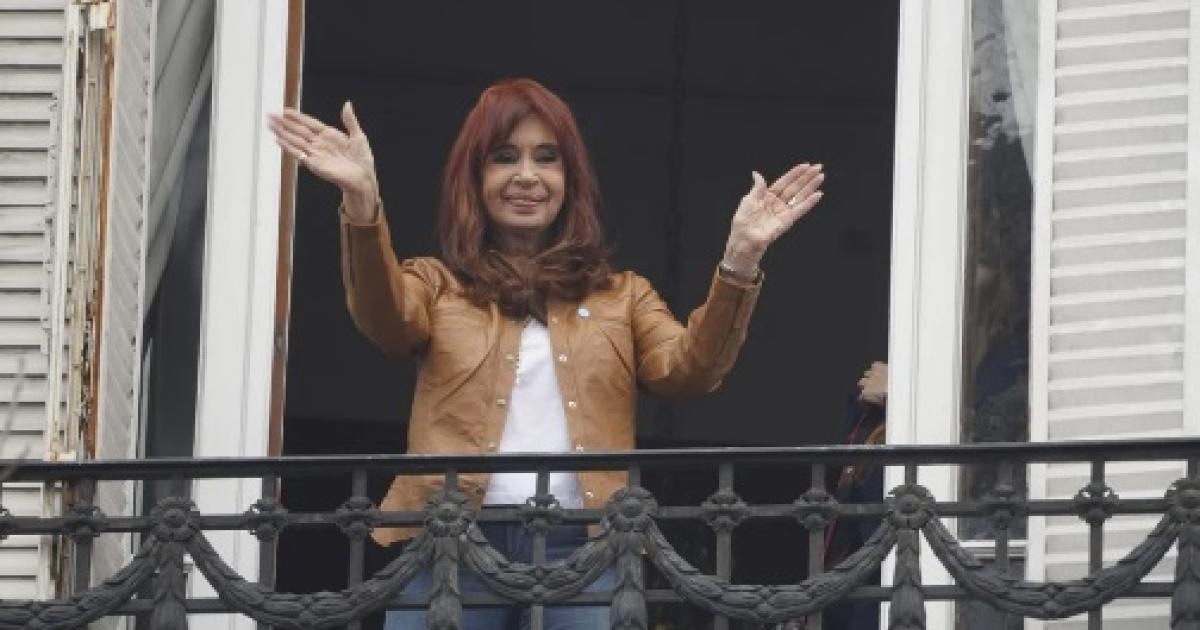 CFK busca cerrar filas en el PJ para unificar posiciones