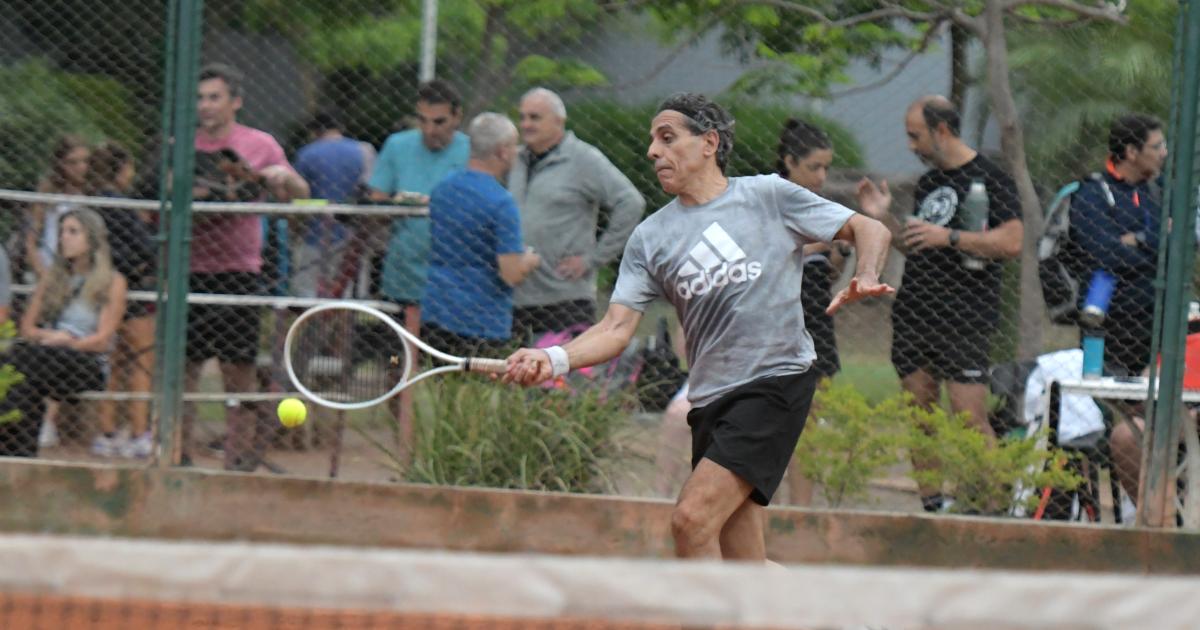 Sigue con buen ritmo la disputa del torneo de tenis
