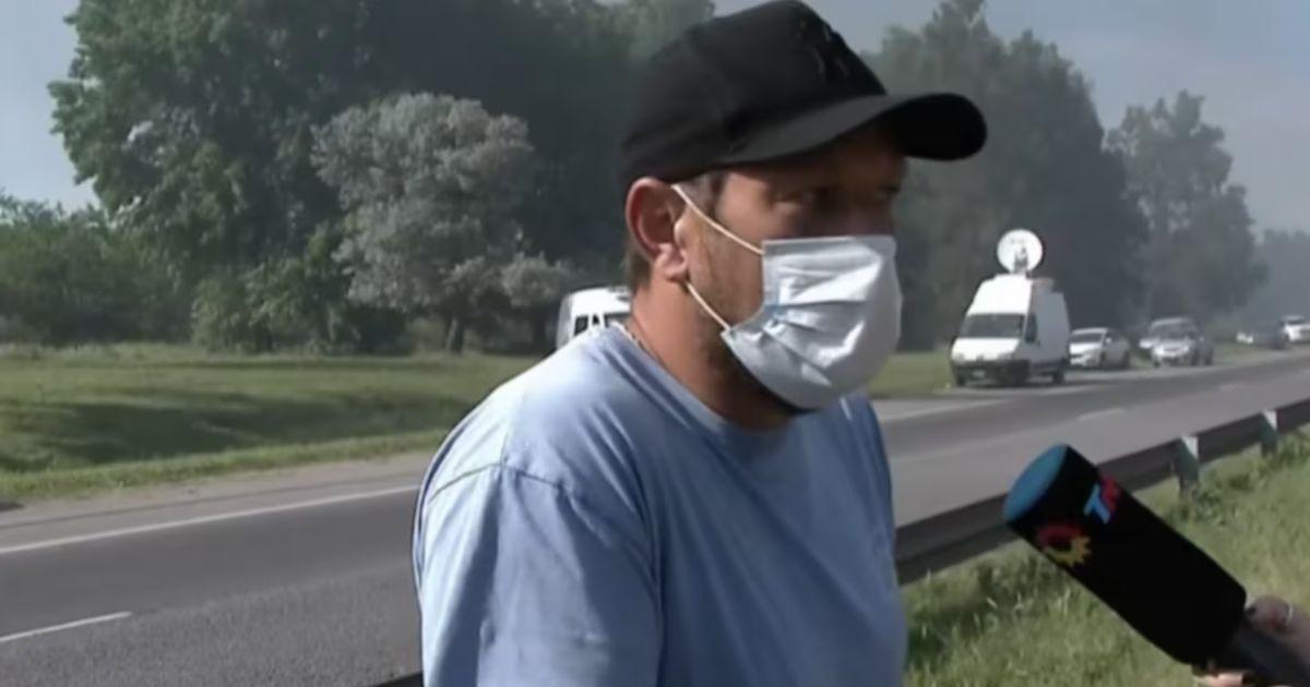 Los vecinos salieron a la calle tras el feroz incendio