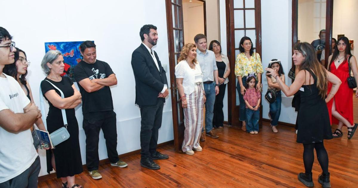 Norma Fuentes recorrioacute la Casa Argantildearaz Alcorta en la Noche de los Museos
