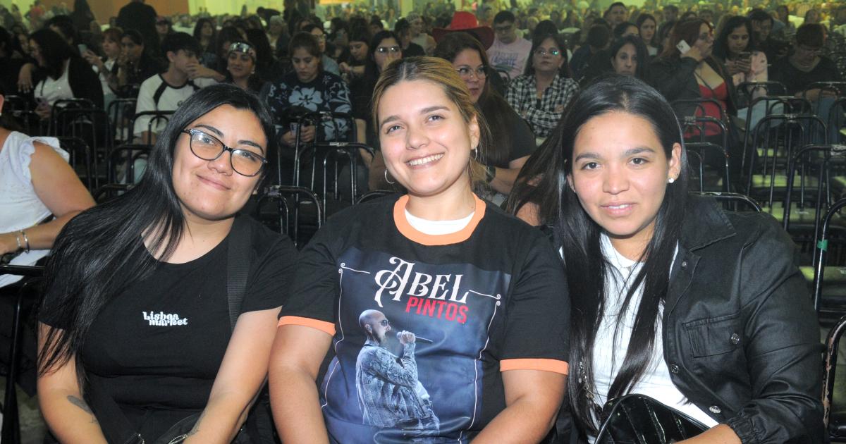 ABEL PINTOS DELEITOacute A LOS SANTIAGUENtildeOS