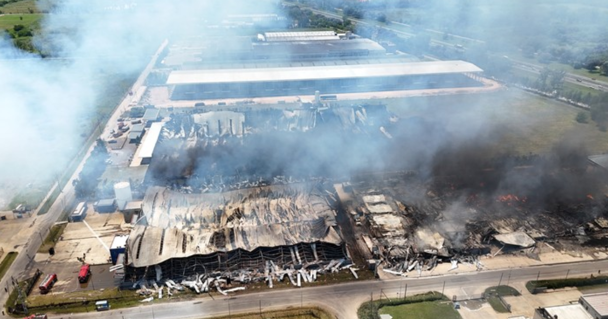 El despueacutes de la explosioacuten en Ezeiza- hora de pericias y de definir quieacuten deberaacute pagar por el desastre