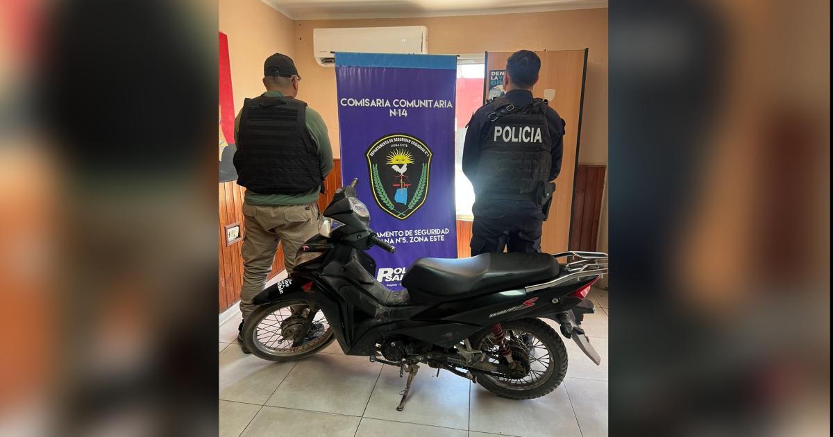En allanamientos detienen a un sujeto y recuperan una moto robada