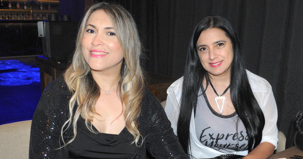 MUacuteSICA EN VIVO Y GASTRONOMIacuteA