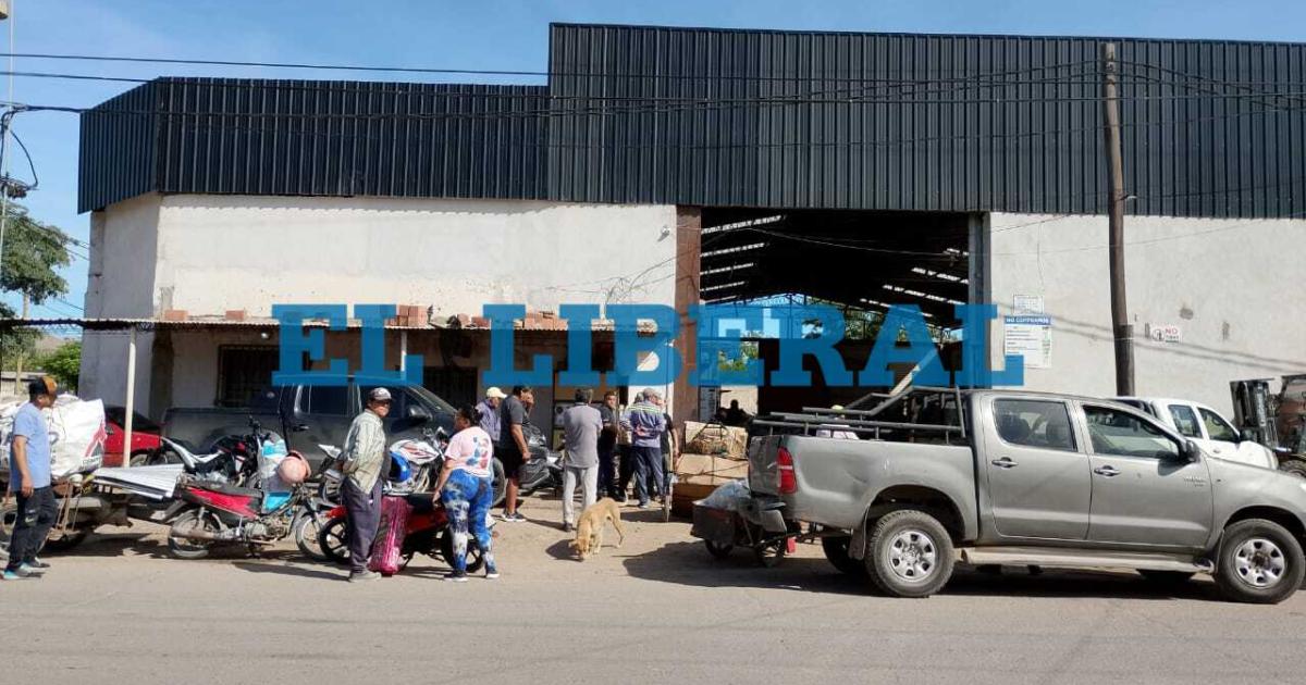 Requisan chatarreriacuteas y hallan 95 kg de cobre del robo de cables en La Banda