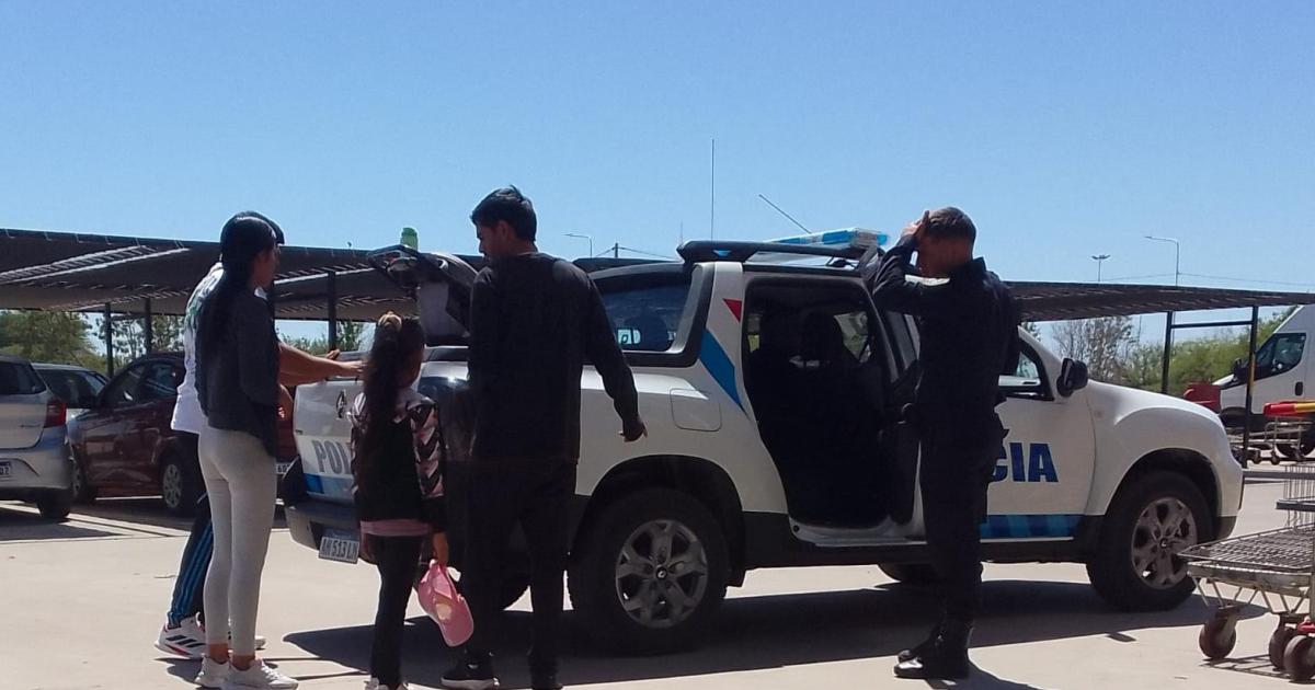 Usan a su hija para robar 170000 en mercaderiacutea