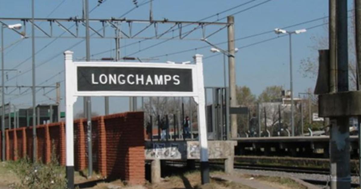 Un joven excarcelado fue abatido por policiacuteas de civil y los vecinos denuncian un homicidio planificado