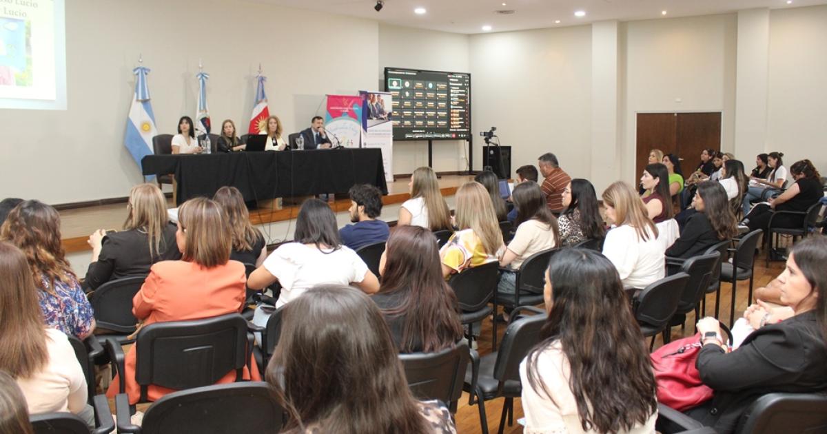 Especialistas abordaron el cuidado de las infancias y adolescencias  