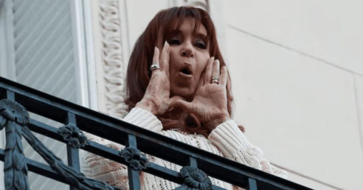 Cristina Kirchner ironizoacute sobre el producto estrella del Cyber Monday- el papel higieacutenico