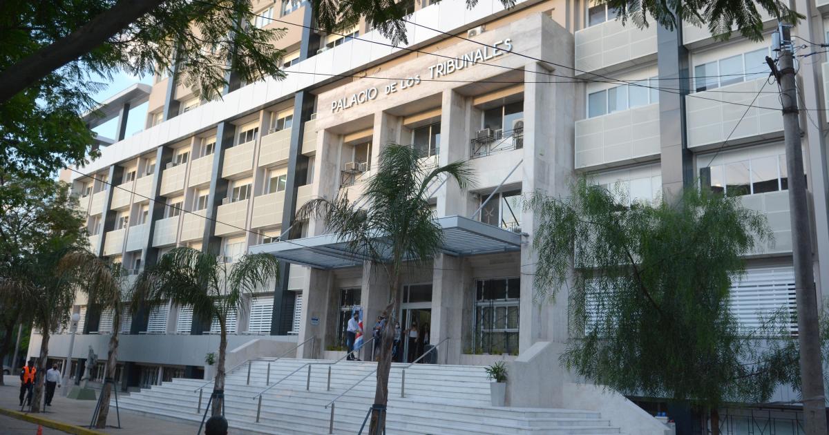 CERO CONTACTO- El galeno bajo ningn concepto debe acercarse a la adolescente tampoco a su madre ni otros testigos del proceso