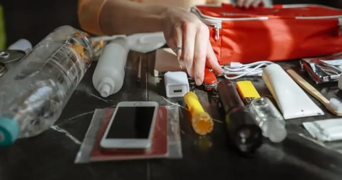 Francia pide a la poblacioacuten que arme un kit de emergencia ante posibles crisis extremas